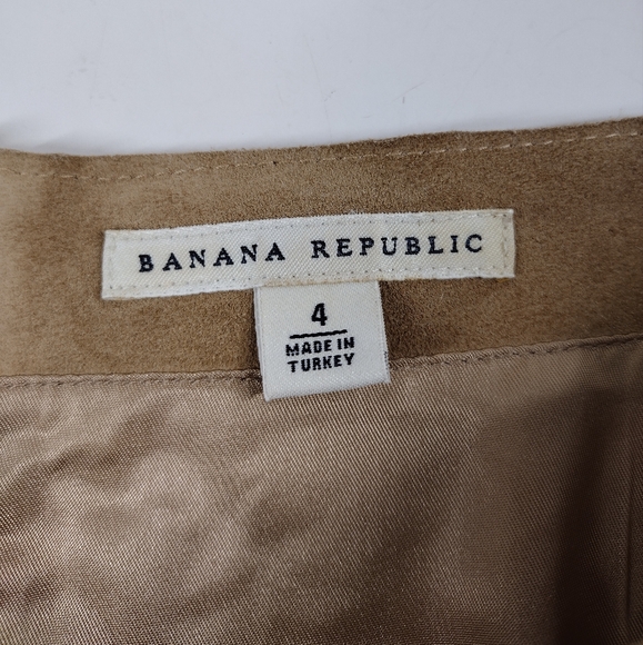 Banana Republic Vegan Suede Leather Skirt - Picture 6 of 14